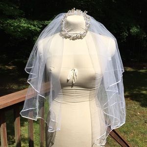 Satin trim White Veil Pearl Bead Rhinestone Crown